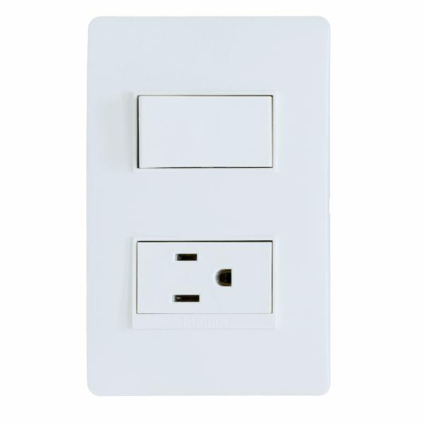 APAGADOR SENCILLO CON TOMA BLANCO PU5231